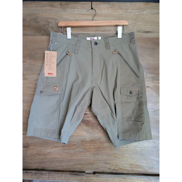 Fjällräven Abisko Shorts Mens 32 Green Cargo Pockets Hiking Tactical Outdoor NWT - Picture 1 of 3